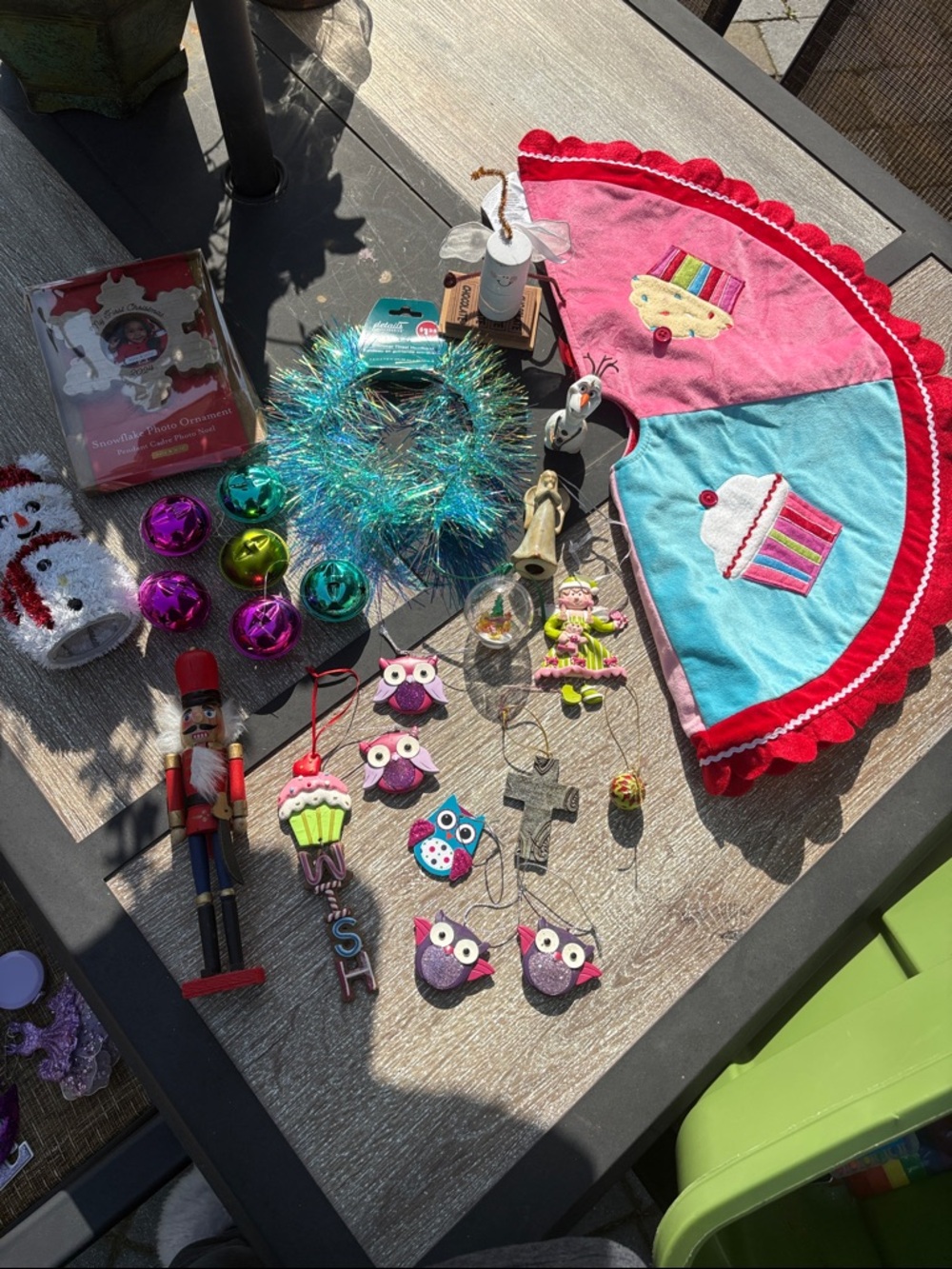 Cupcake Tree Skirt - ornament bundle